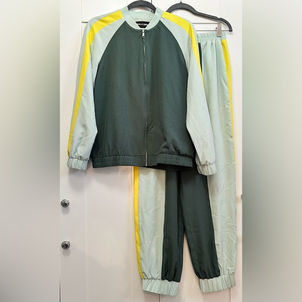 Green and Yellow Track Jogging Outfit Gabrielle Union NY & Co ($135) Sz MED NEW!